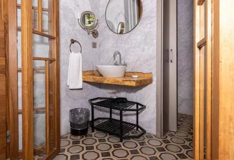 Aamiaismajoitus (B&B) Mükellef Gümüşlük
