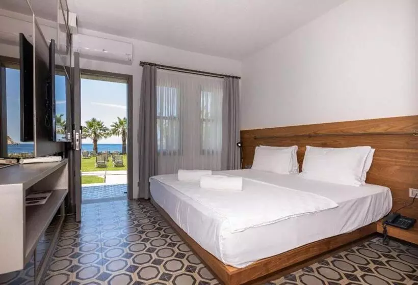 Aamiaismajoitus (B&B) Mükellef Gümüşlük