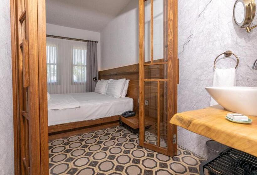 住宿加早餐 Mükellef Gümüşlük