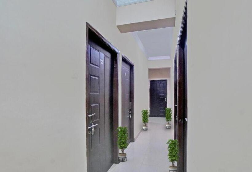 Collection O 93200 Hotel Reasturent