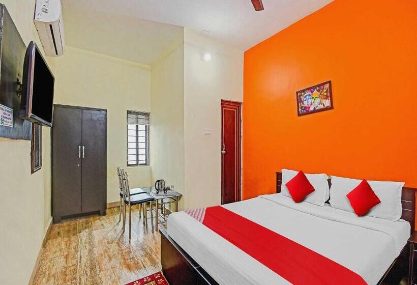 Flagship Hotel Greenmoods