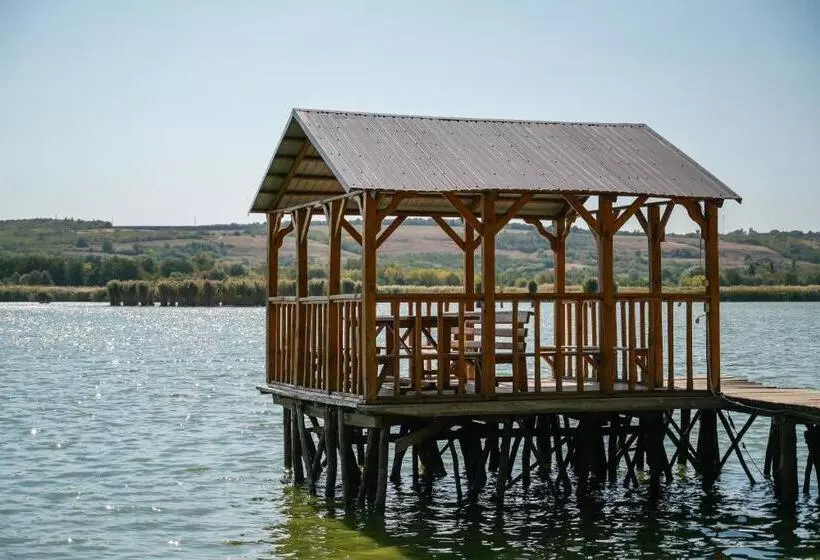 ホテル садиба на кодимі