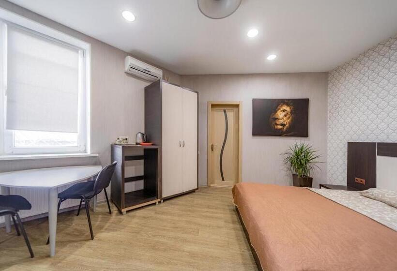 בית מלון כפרי окремі номери поруч з південним вокзалом