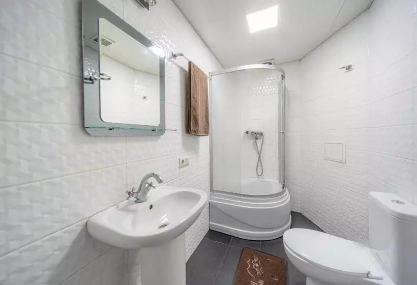 هتل окремі номери поруч з південним вокзалом