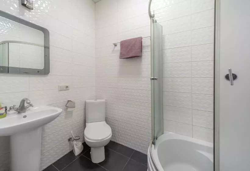 هتل окремі номери поруч з південним вокзалом