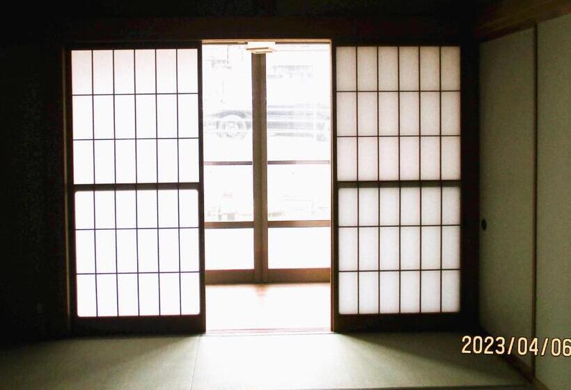 Hotel 富山駅9分駐車2台可 一棟貸切りの宿 こられ 赤江邸