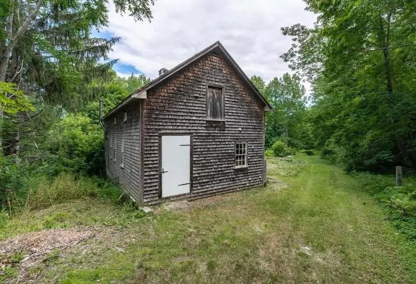 ホテル Bryant Farm Limit 27 Farmhouse