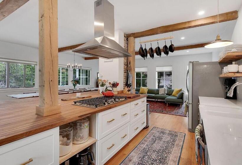 בית מלון כפרי Bryant Farm Limit 27 Farmhouse