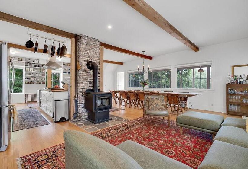 בית מלון כפרי Bryant Farm Limit 27 Farmhouse