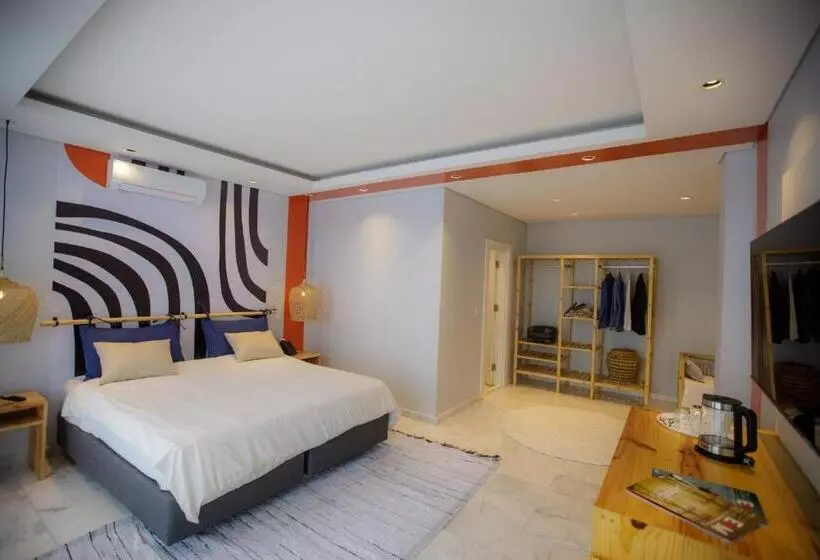 هتل Cowork Lab Suites