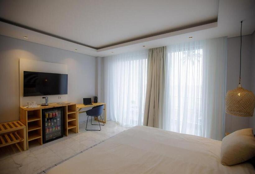 Отель Cowork Lab Suites