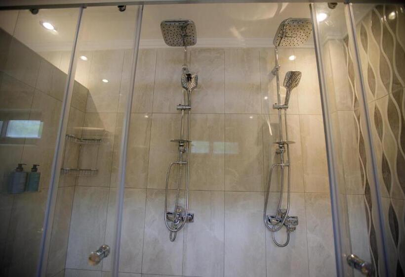 Отель Cowork Lab Suites