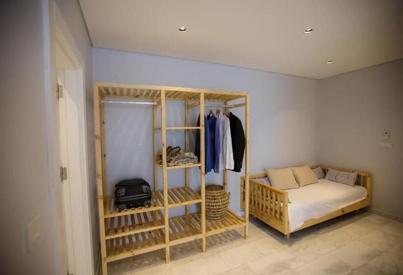 Отель Cowork Lab Suites