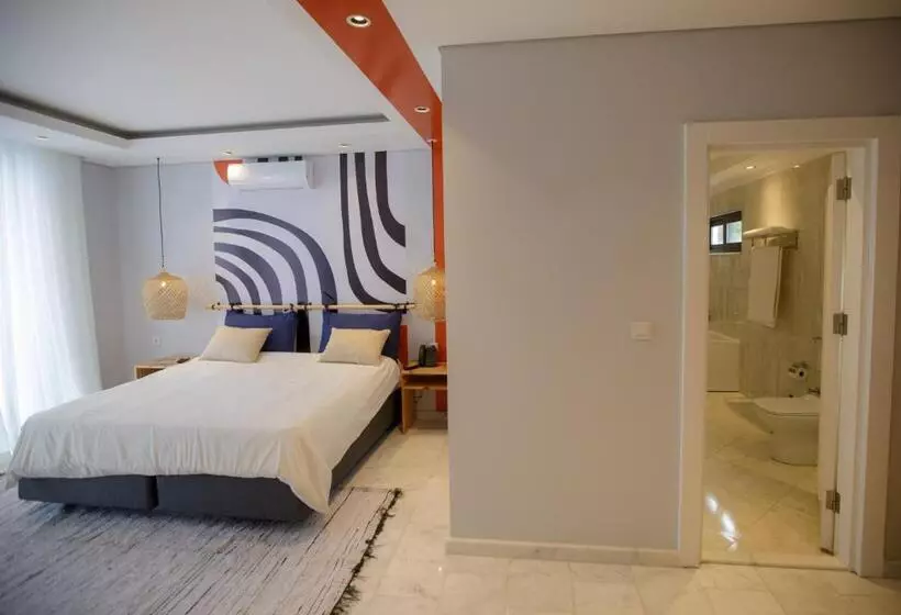 هتل Cowork Lab Suites