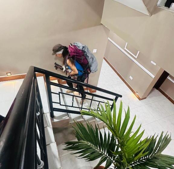 בית מלון כפרי Greenside