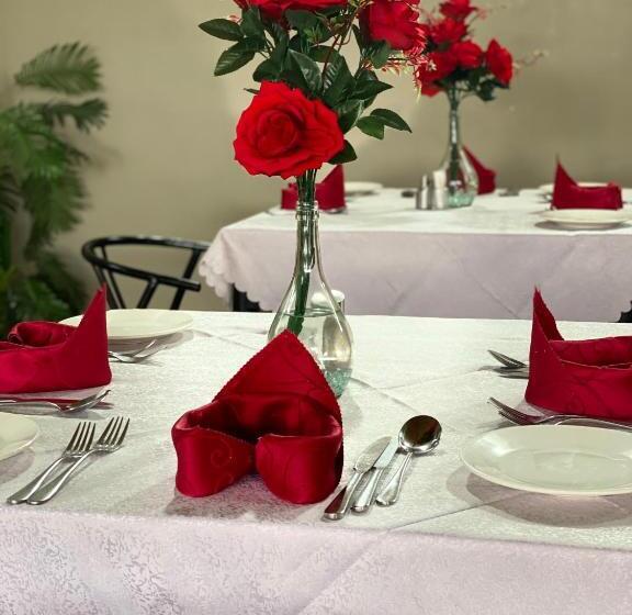 בית מלון כפרי Greenside