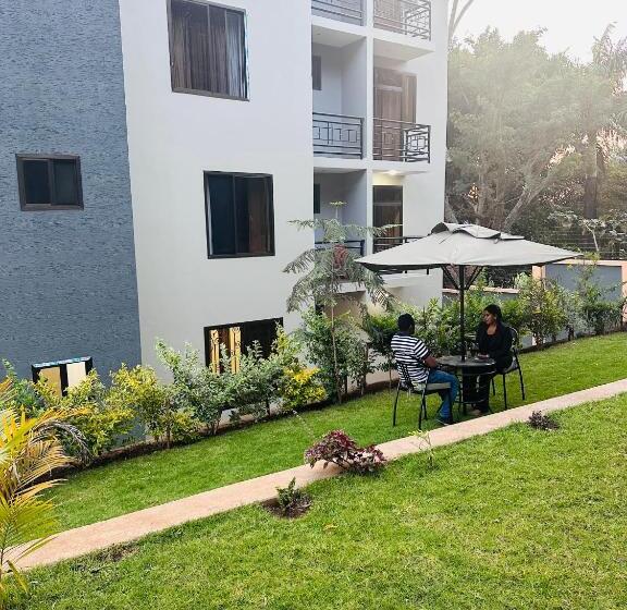 בית מלון כפרי Greenside