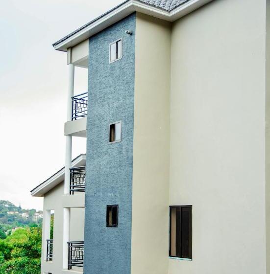 בית מלון כפרי Greenside