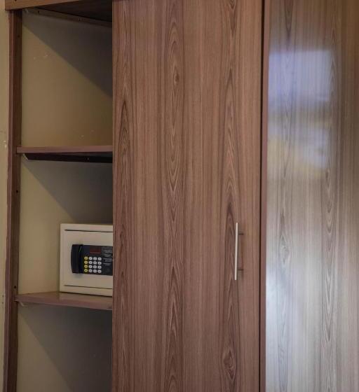 בית מלון כפרי Greenside