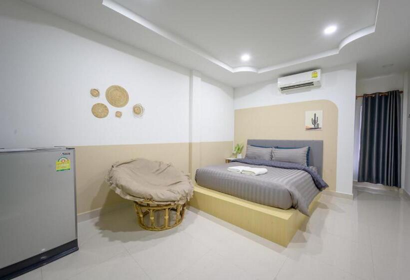 בית מלון כפרי Halo Sea Koh Larn