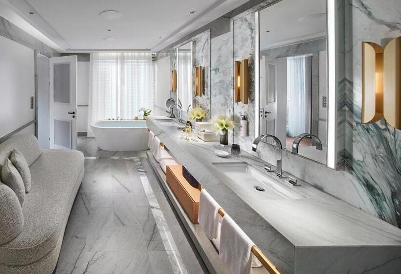 هتل Mandarin Oriental Savoy, Zurich