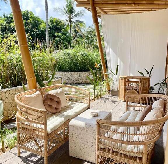 هتل Nusava Boutique