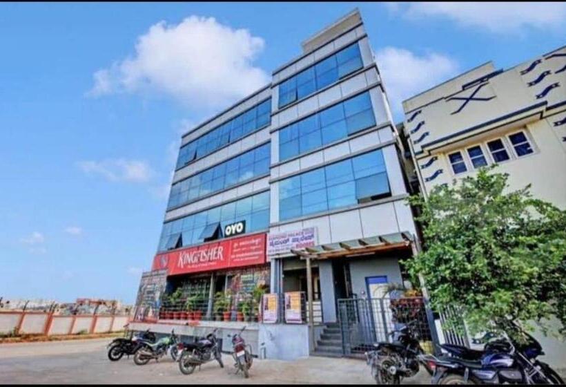 ホテル Oyo Flagship Diamond Palace