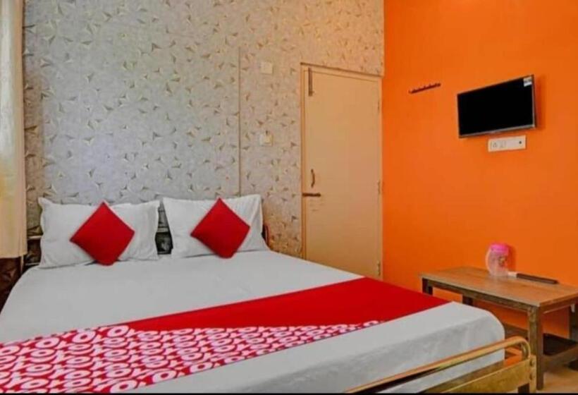 ホテル Oyo Flagship Diamond Palace