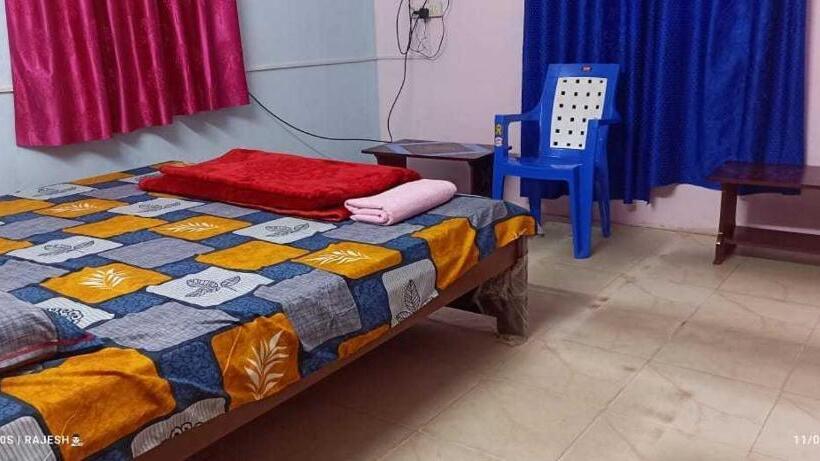 Oyo Aaradhya Hotel &restaurant