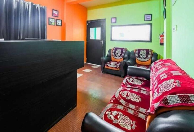 Oyo Aaradhya Hotel &restaurant