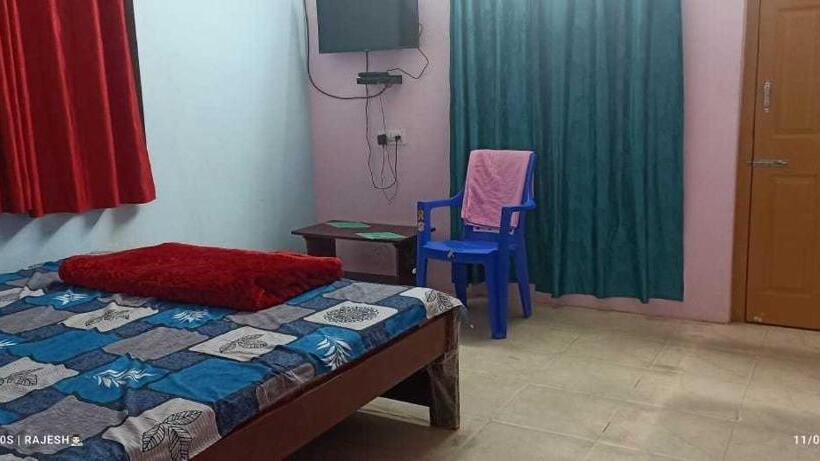 Oyo Aaradhya Hotel &restaurant