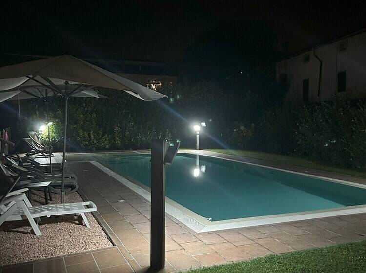 ペンション Casolare Fratina