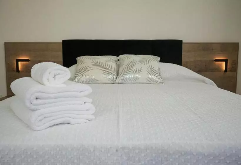 ペンション Leevin Guesthouse