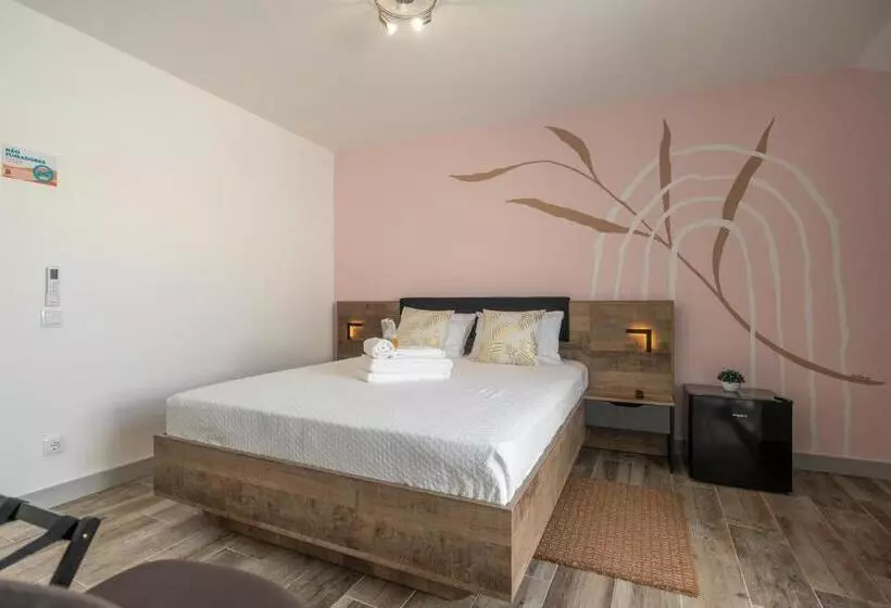 ペンション Leevin Guesthouse