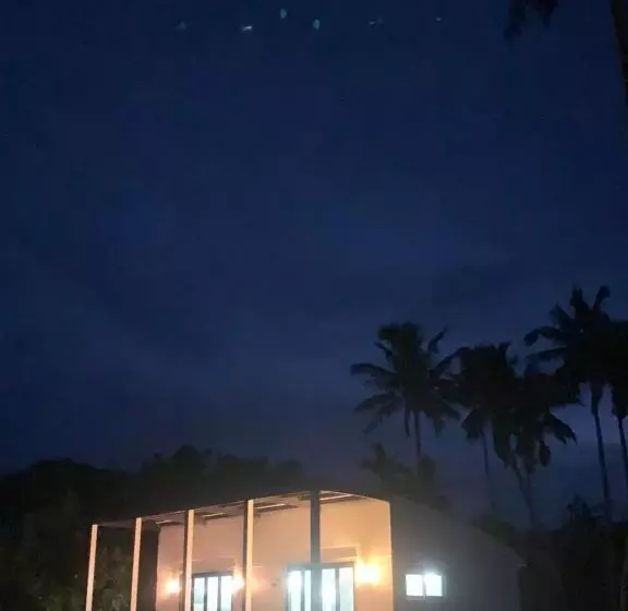 پانسیون Saralee’s House