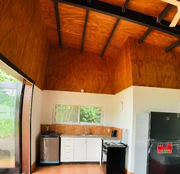 بنسيون Saralee’s House