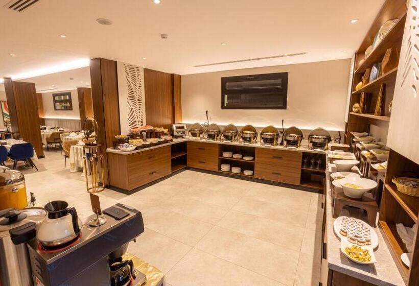 Skyline Hotel & Suites