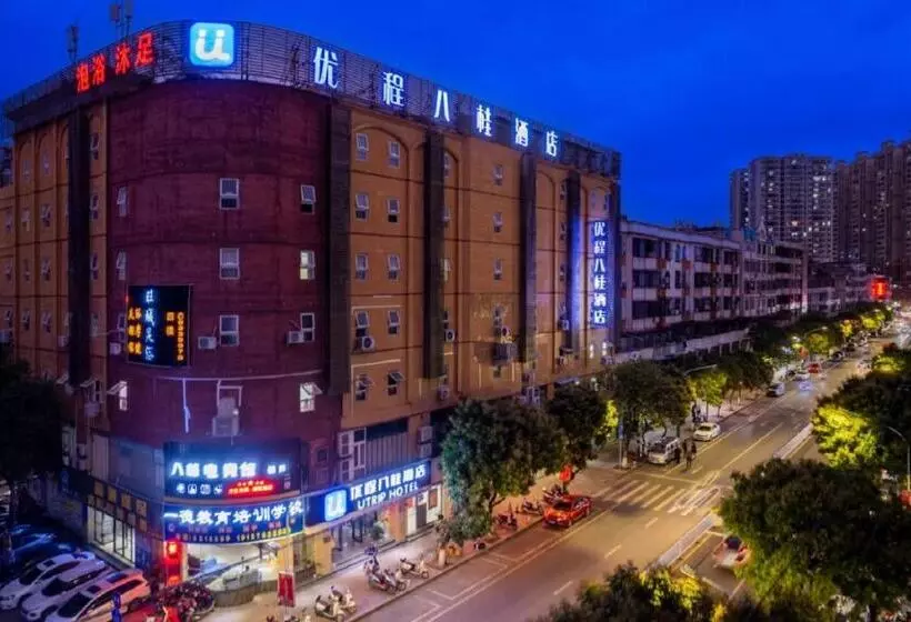 Unitour Hotel, Cenxi Bus Station