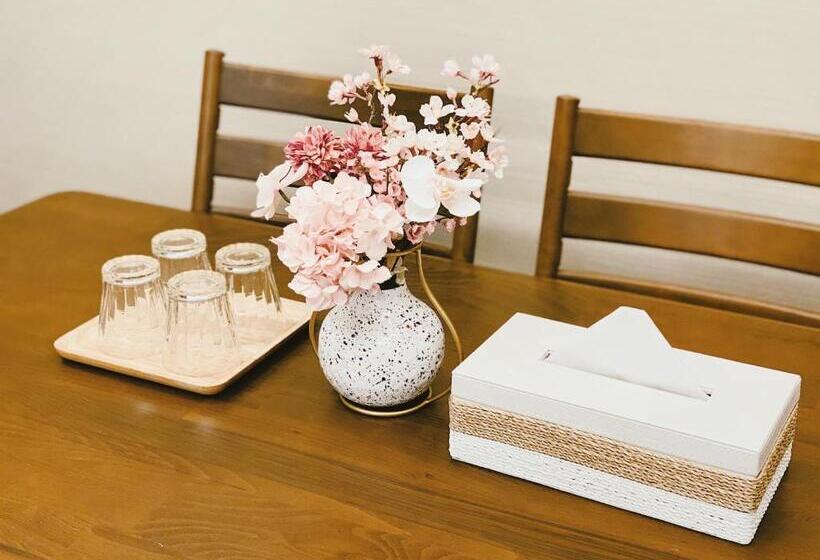 超级奢华 近秋叶原东京站keoa奢华套房双卧带厨房 超豪华戴森&pola顶级配置 4分钟到东京站 3分钟到地铁 最大6人