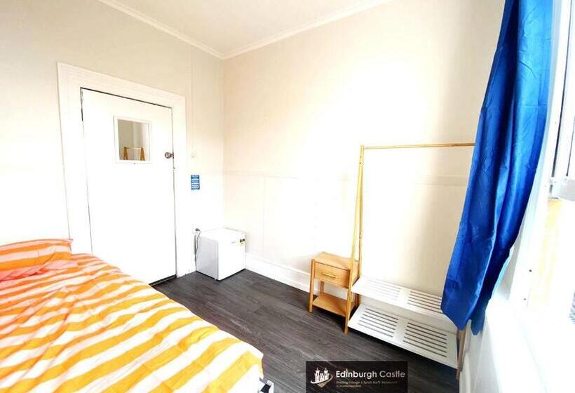 ユースホステル 215 Edinburgh Castle