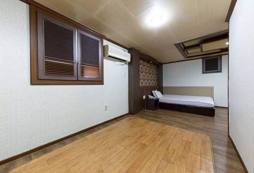 Asan Alps Motel