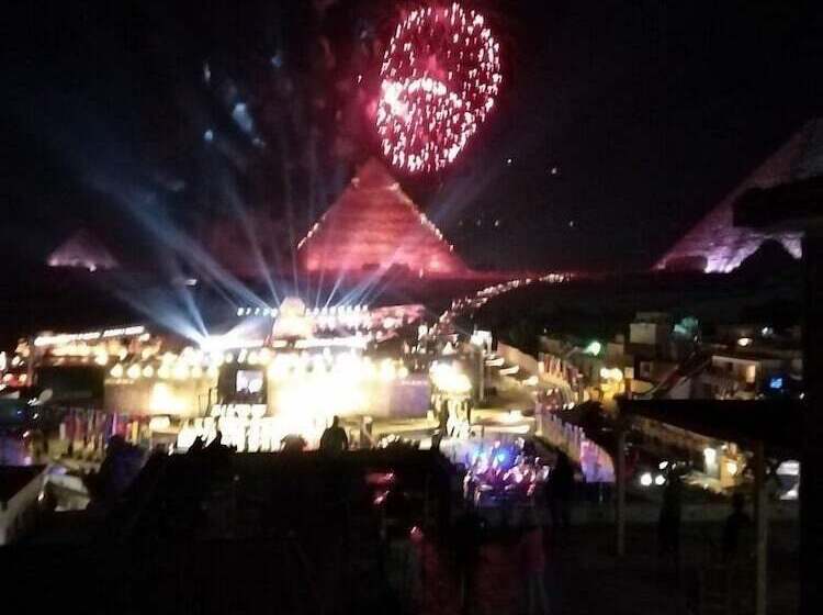 Bed and Breakfast Phoenix Pyramids View