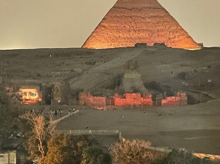 Bed and Breakfast Phoenix Pyramids View