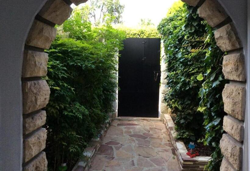 住宿加早餐  Studio Framboise Proche Paris Et Disneyland