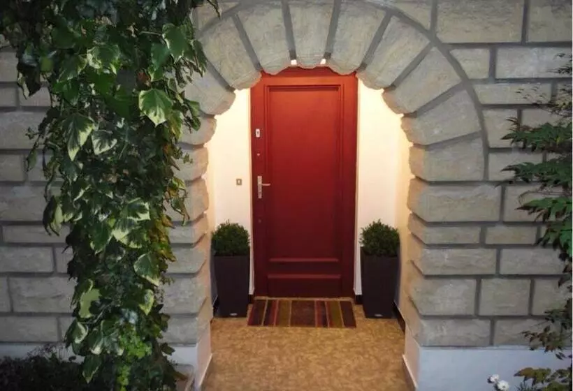 Aamiaismajoitus (B&B) Studio Framboise Proche Paris Et Disneyland