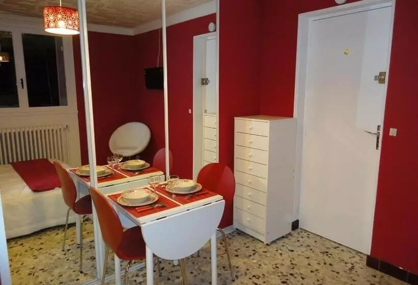 Aamiaismajoitus (B&B) Studio Framboise Proche Paris Et Disneyland