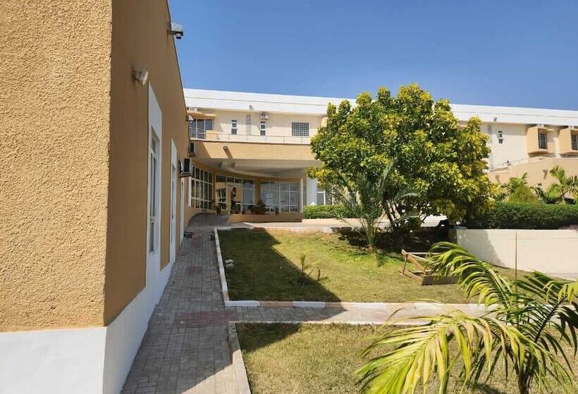 Golden Alpine Hotel And Resort