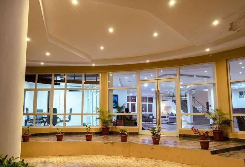 Golden Alpine Hotel And Resort