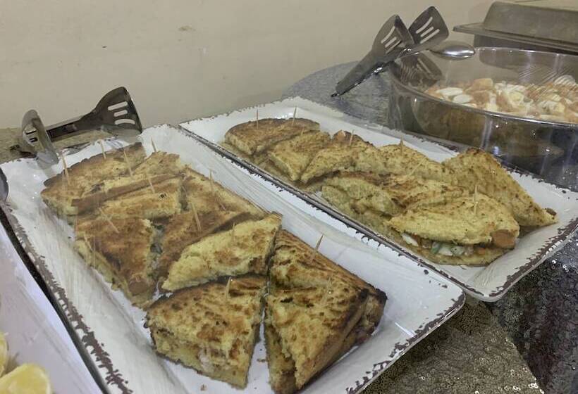 Golden Alpine Hotel And Resort