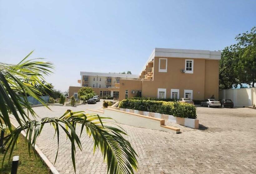 Golden Alpine Hotel And Resort